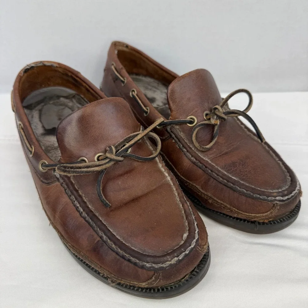Cabelas Mens Brown Leather Boat Shoes Vibram Sole 10D 82-2286 Loafers